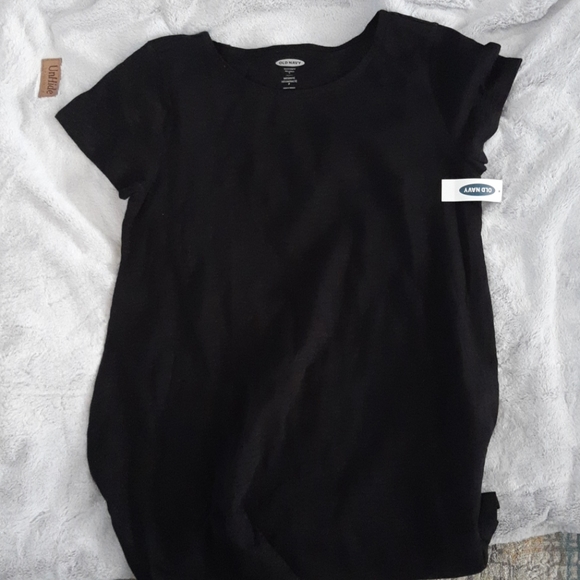 Old Navy maternity t-shirt - Picture 3 of 3